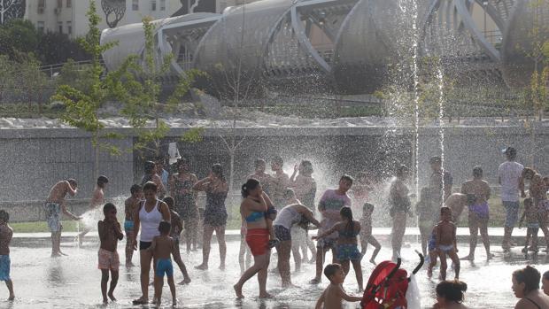 Las olas de calor serán más peligrosas este verano por medidas para frenar al coronavirus