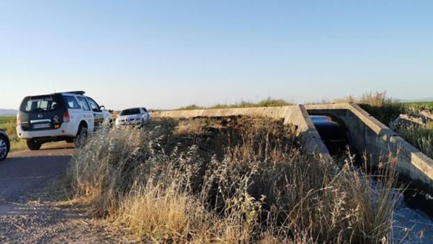 Dos chicos de 17 y 15 años mueren ahogados en el Canal de Orellana, en Badajoz