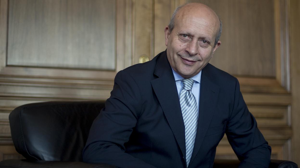 El exministro de Educación, José Ignacio Wert, posa para ABC en 2015