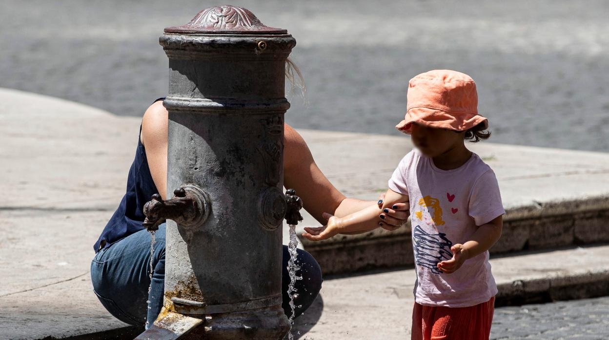 En Italia los abuelos recibirán 1.200 euros por cuidar a sus nietos durante la pandemia