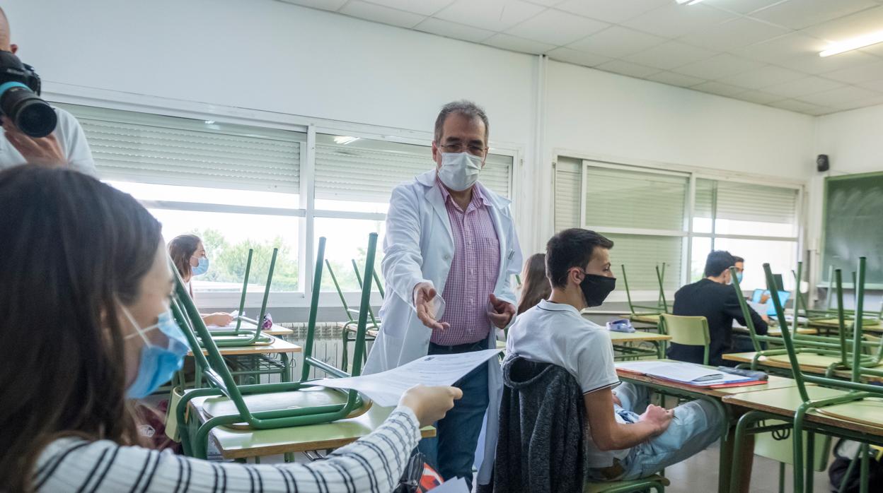 IES ‘Julián Marías’ durante la preparación para la Ebau