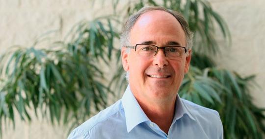 Idelfonso Hernández, catedrático de Salud Pública