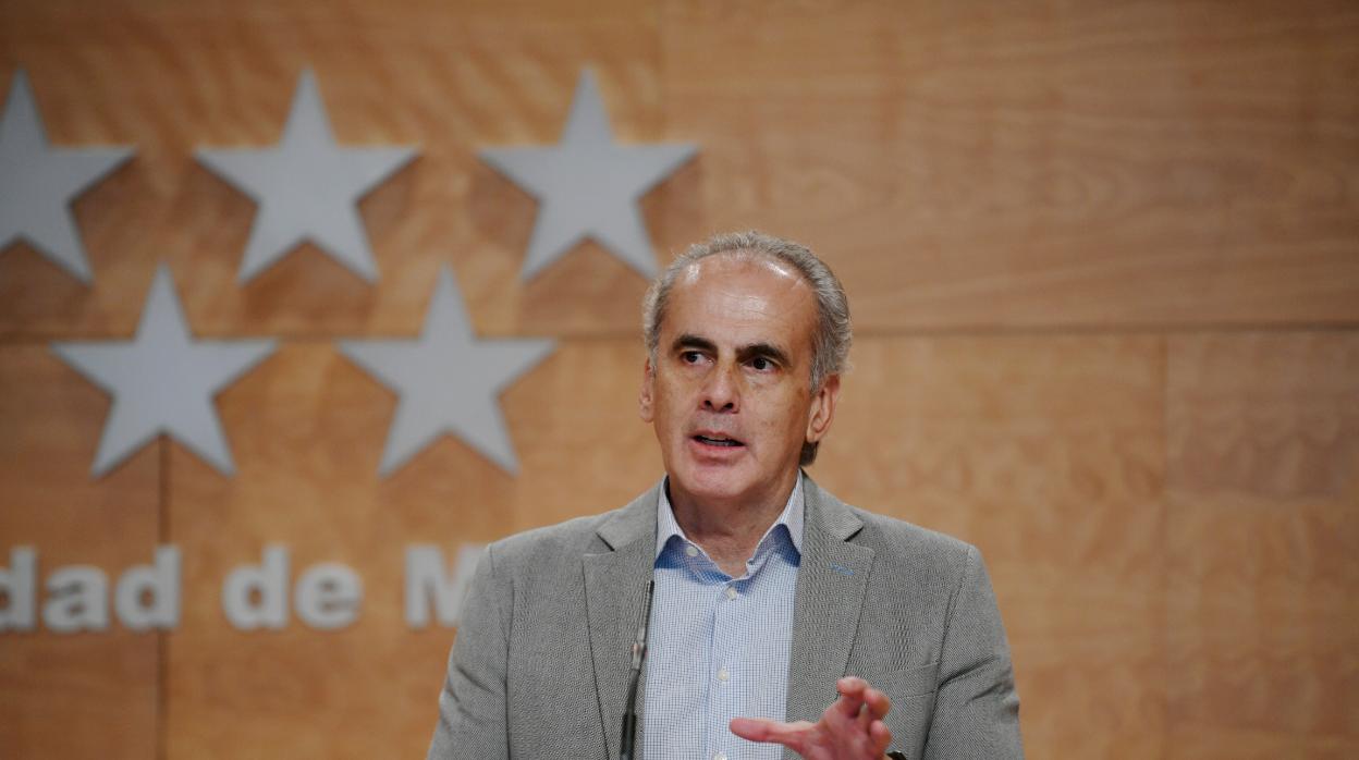 Madrid llama al Gobierno «desleal» y le acusa de dar datos erróneos