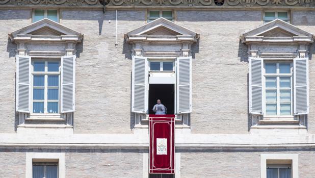 El Papa señala las «patologías sociales» que ha puesto en evidencia la pandemia