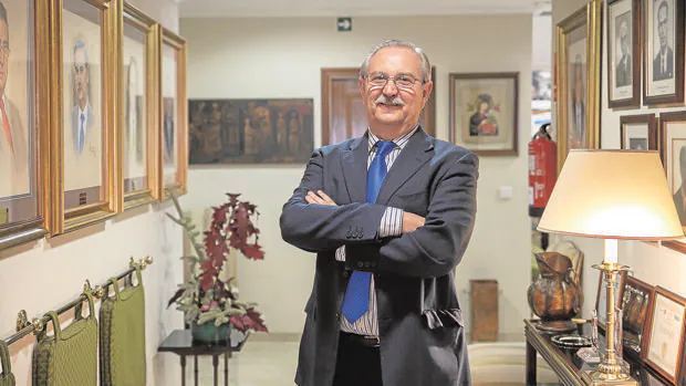 Serafín Romero: «Necesitamos ya un comité de expertos independiente y Simón no debe liderarlo»