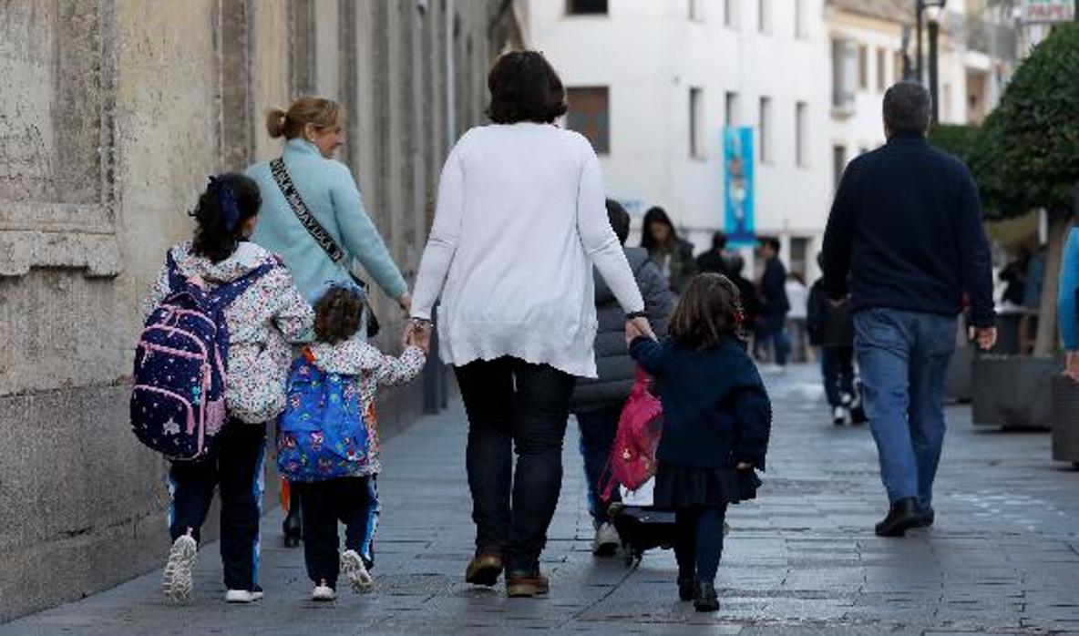 La guía de especialistas en medicina preventiva, enfermedades infecciosas y pediatría para una vuelta al cole segura