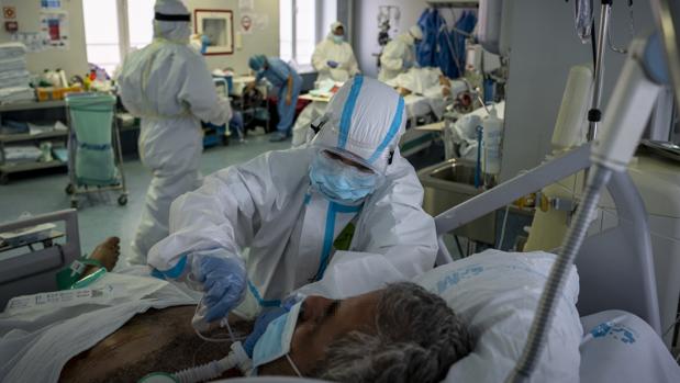 Sanidad notifica 11.289 nuevos casos de Covid-19 y 130 muertes más