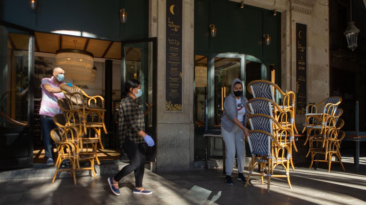 Un local de Barcelona, ayer, tras el aval judicial a cerrar el resto del mes, una medida decretada por la Generalitat