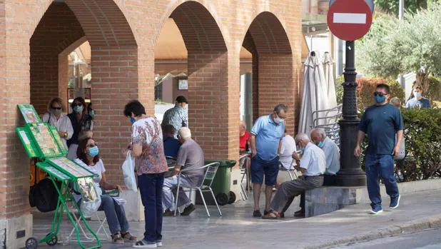 Murcia cierra sus bares y restaurantes a partir del sábado