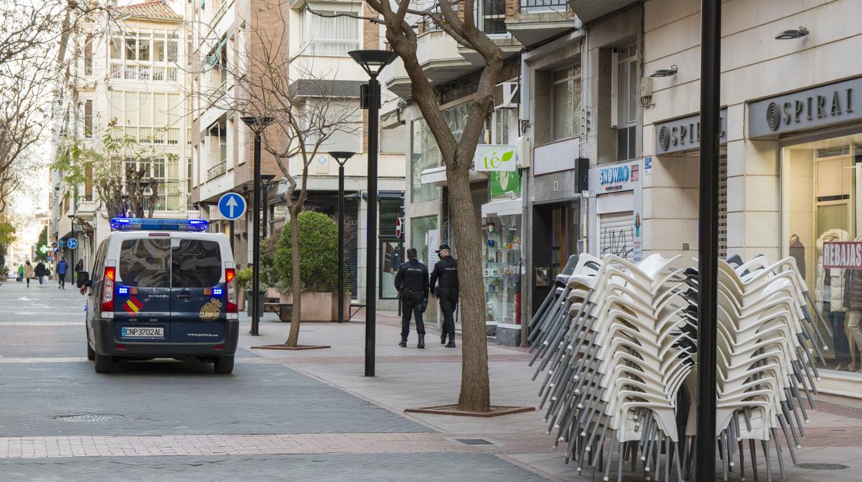 Las calles de la capital riojana con la hostelería cerrada