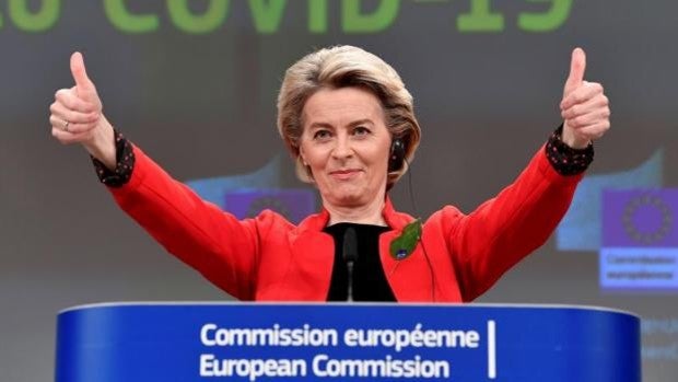 Reino Unido acusa a Ursula von der Leyen de actuar como una dictadora en la crisis de las vacunas