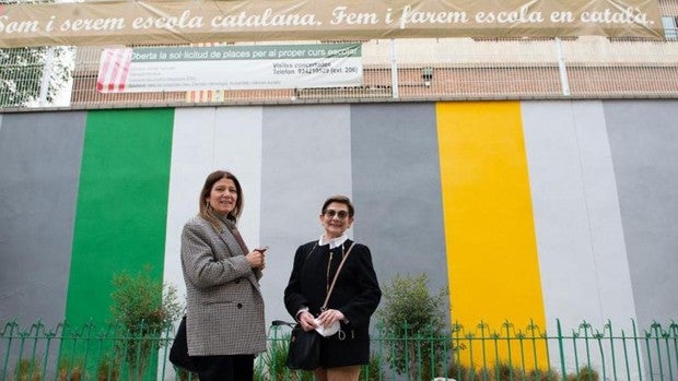 Sumersión lingüística: «Lo de Cataluña no es inmersión, su único fin es anular al castellano»