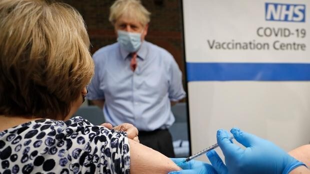 Alerta en Reino Unido ante la virulencia y la rápida expansión de la variante india del coronavirus