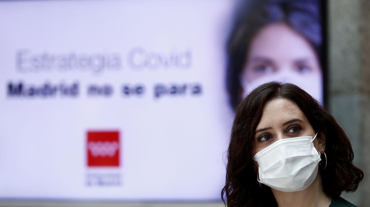 Ayuso presenta la Estrategia de continuidad del Covid en julio de 2020/ España comienza a emitir el pasaporte Covid de la Unión Europea