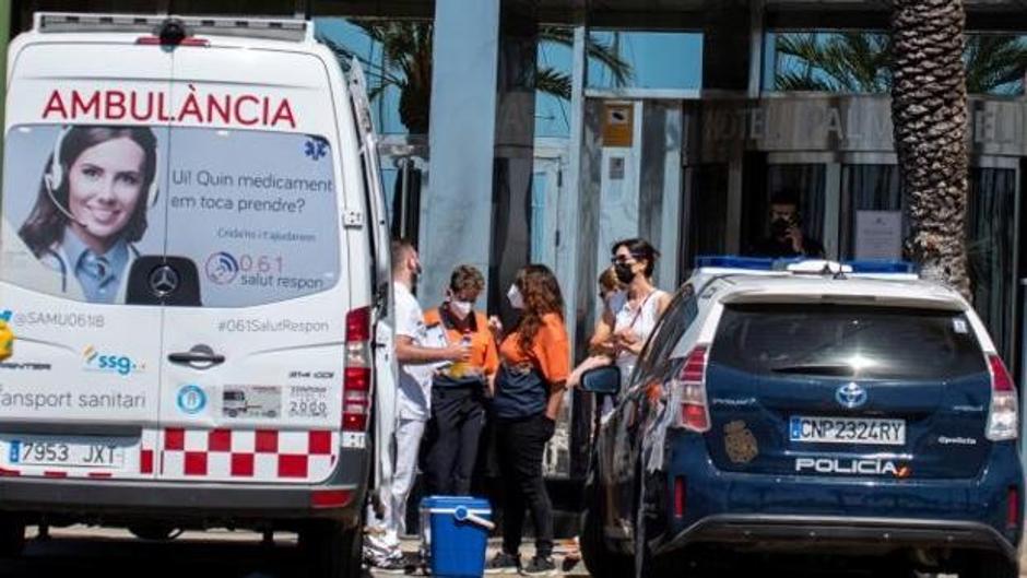 Estudiantes de fin de curso en Mallorca denuncian que les tienen aislados de forma ilegal