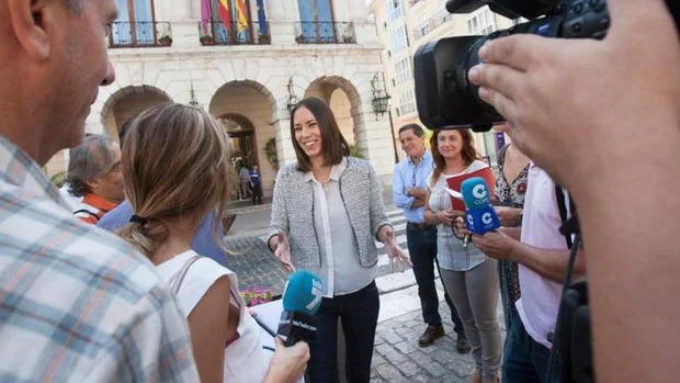 Diana Morant, una alcaldesa 'teleco' para sustituir a Pedro Duque en el Ministerio de Ciencia
