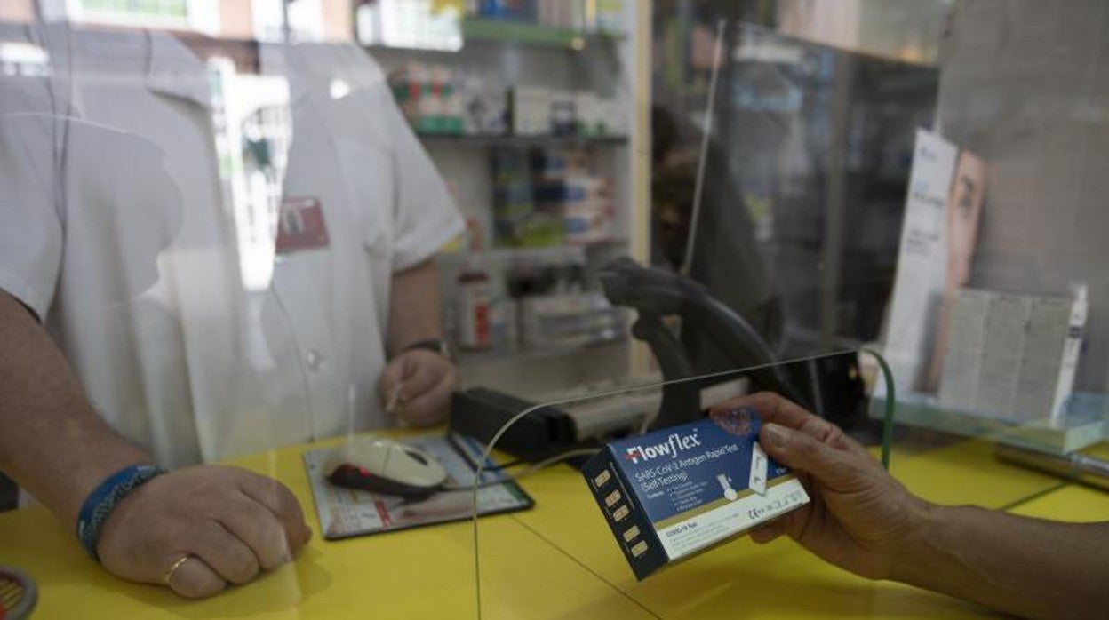 Las farmacias venden desde hace dos semanas test de autodiagnóstico