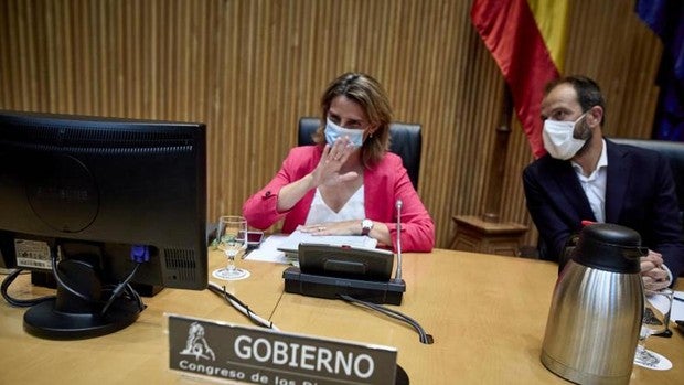 Ribera plantea prohibir todos los fertilizantes frente al mar Menor y limitar a dos al año las cosechas cercanas