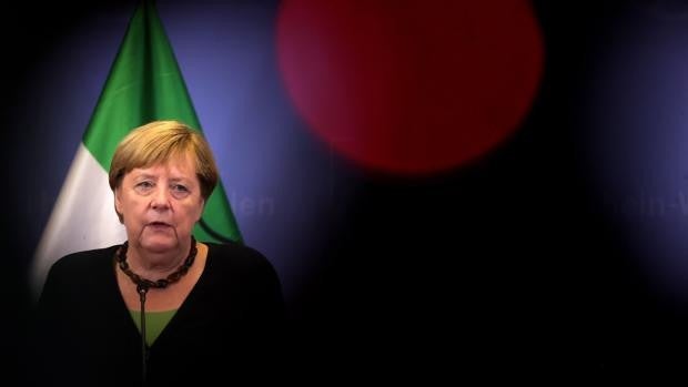 Expertos alemanes piden a Merkel que siga exigiendo test a los vacunados