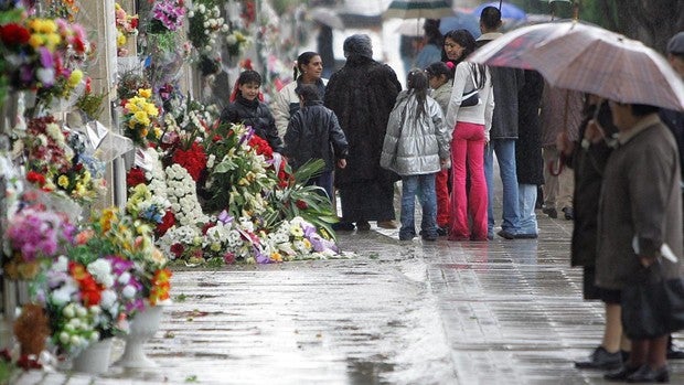 Resucitar o reencarnarse: los rituales funerarios para despedir a los muertos