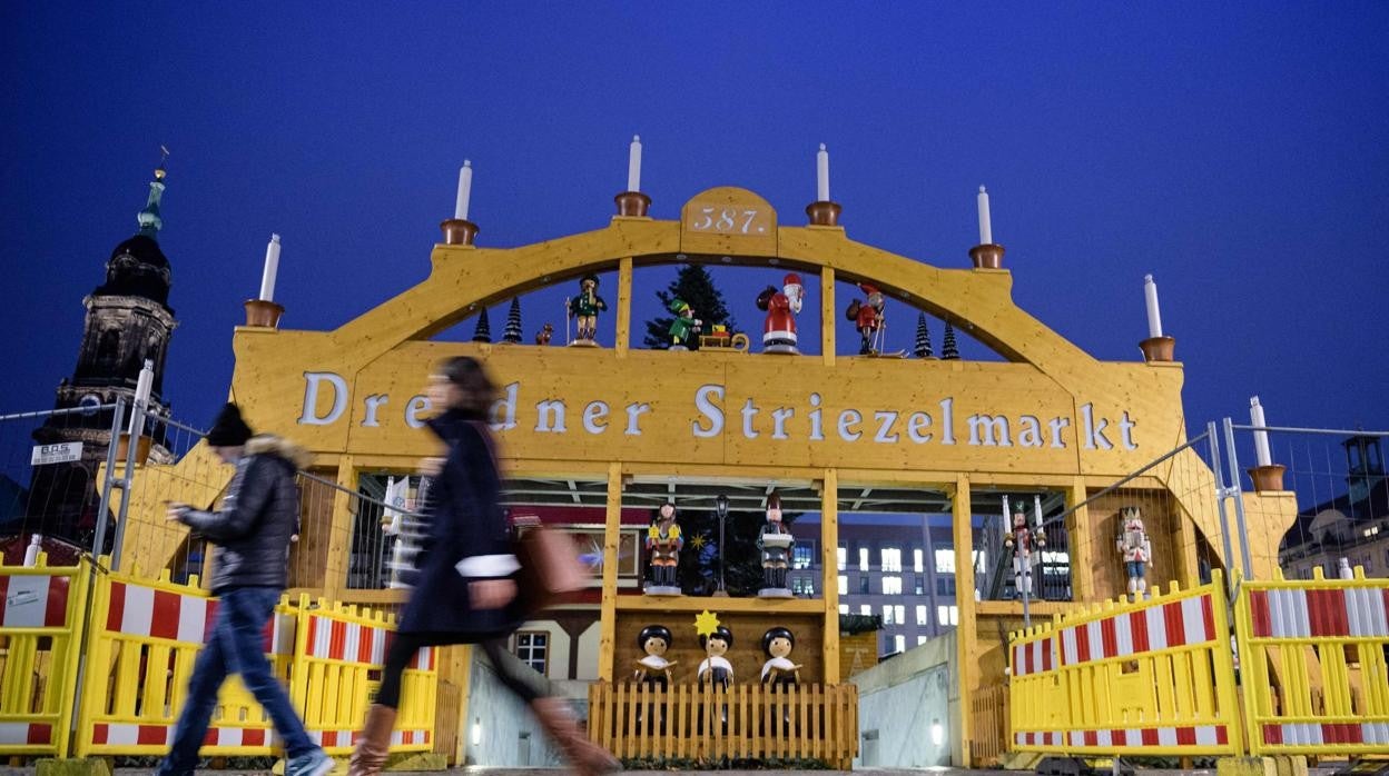 Mercado navideño Dresdner Striezelmarkt, en la ciudad alemana de Dresde