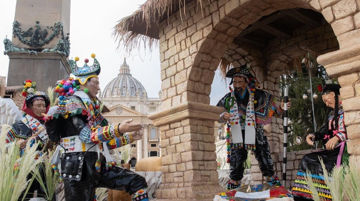 El nacimiento andino de la plaza de San Pedro, en el Vaticano