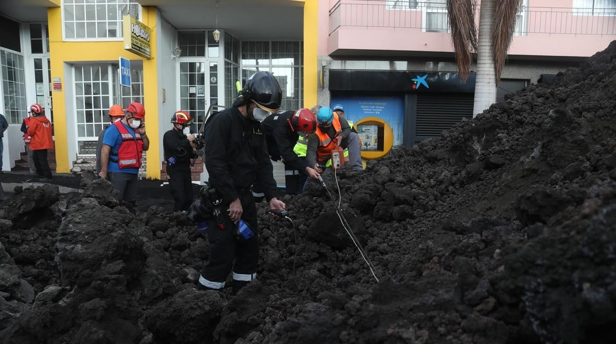 Prueba de retirada de la colada en el cruce de La Laguna
