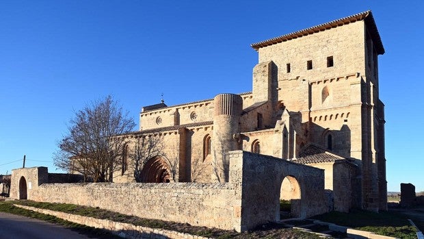 La proeza de un pueblo con un único habitante para conservar su templo