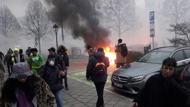 Más de 50.000 personas se manifiestan en Bruselas contra las restricciones