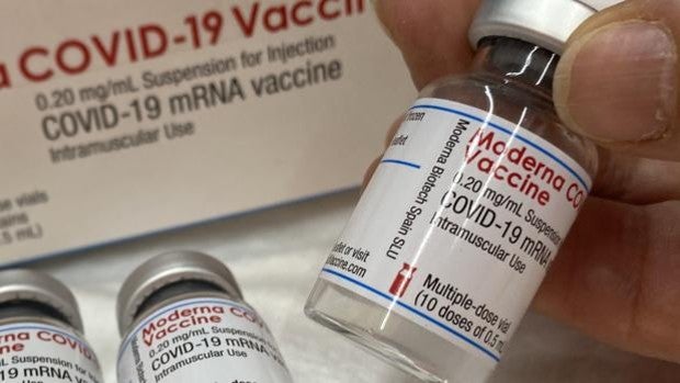 Seis países africanos recibirán tecnología para fabricar vacunas ARNm, pero no los derechos de propiedad intelectual