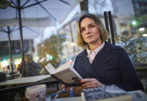 Alexandra es una enamorada de la cultura Española. Cuando se topó a los 18 años con la obra de Ortega y Gasset decidió que aprendería español