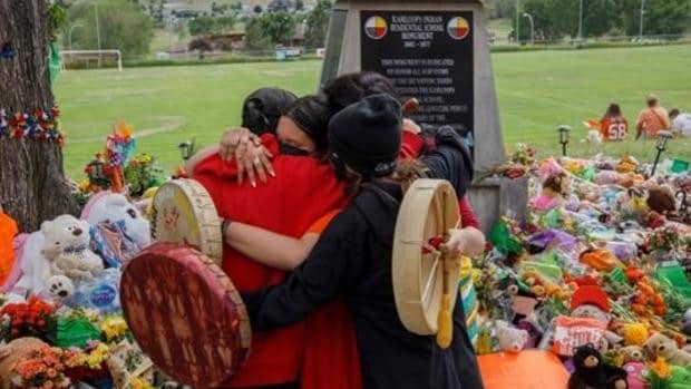 El Papa inicia una semana con indígenas canadienses para pedirles perdón por los terribles internados católicos