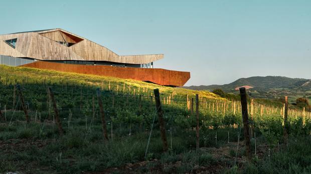 Futbolistas con bodegas