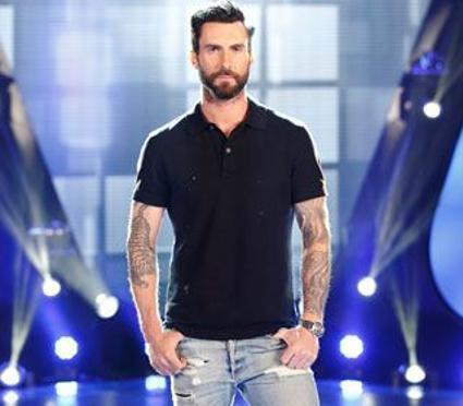 Adam Levine puede presumir de cuerpo atéltico