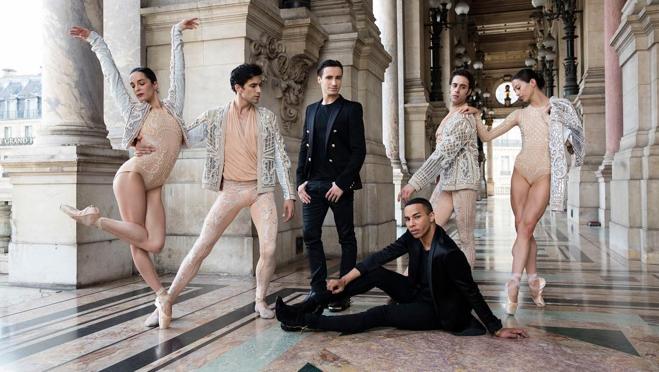 Foto de campaña de los diseños de Balmain para el ballet de la Ópera de Paris