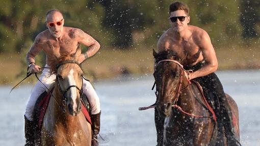 Vacci, a la izquierda