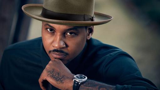 «Melo» con sombrero y reloj