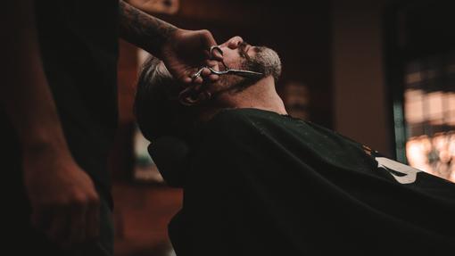 Cinco tratamientos que puedes hacerte en una barbería