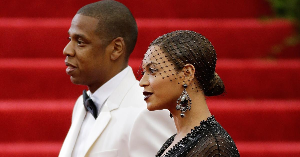 Beyoncé y Jay-Z posan juntos en el Metropólitan de Nueva York