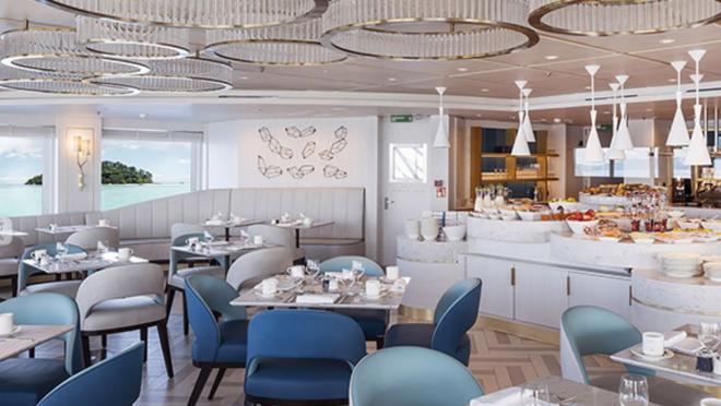 Uno de los restaurantes de la embarcación