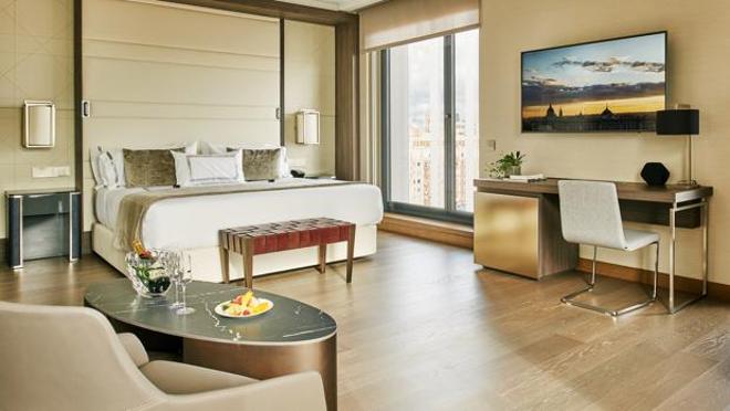 Una de las zonas de la Suite presidencial del hotel VP Plaza España Design