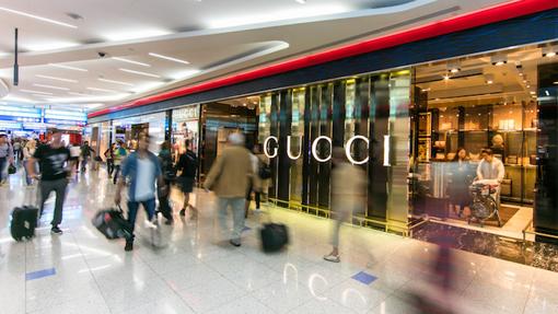 Las marcas de alta costura se reúnen en el aeropuerto de Dubai