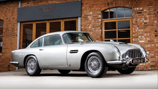 Aston Martin DB5 «Bond Car»