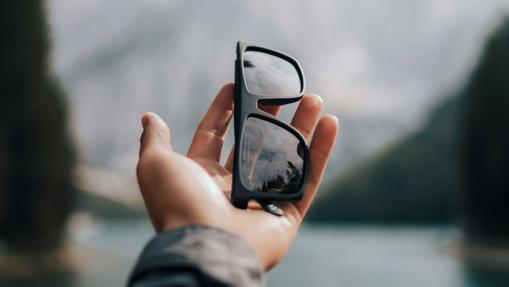 Si vas a bañarte, olvídate de las gafas