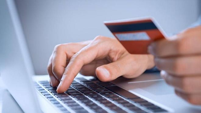 Las compras online en España ascienden a un 7,4%