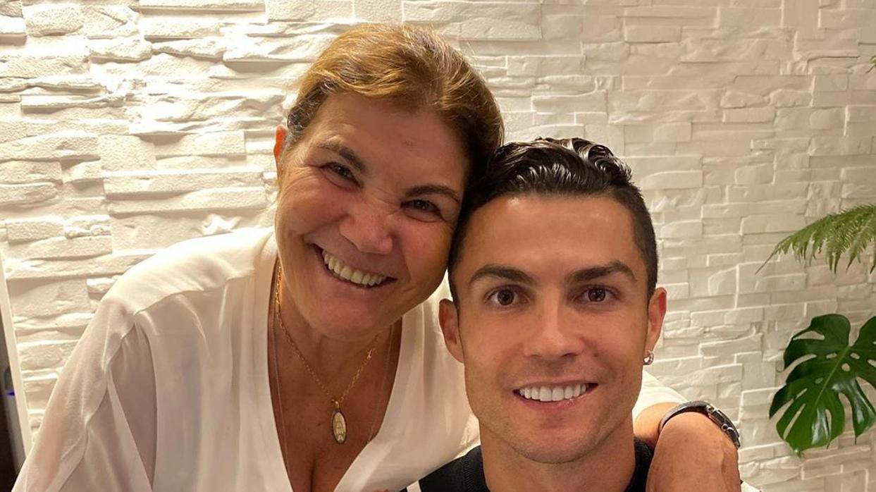 Cristiano Ronaldo está muy unido a su madre, Dolores Aveiro