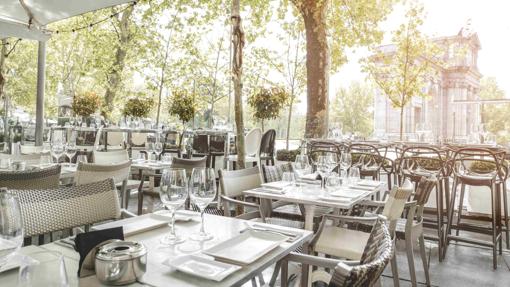Vistas a la Puerta de Alcalá desde la terraza de Ramses