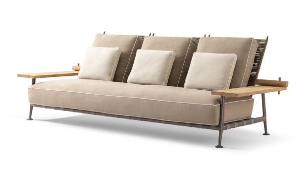 Sofá de exterior diseñado por Starck para Cassina.