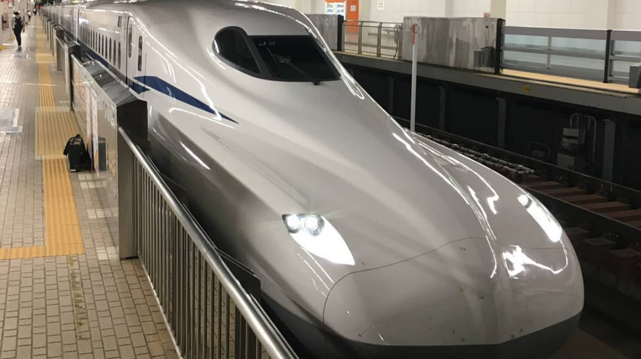 Así es el N700S, el tren bala a prueba de terremotos de Japón