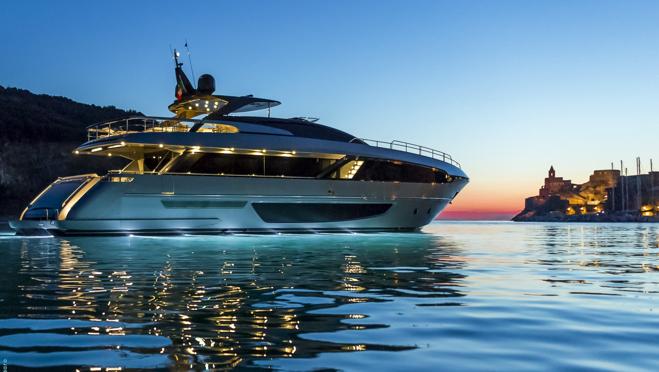 La embarcación posee 30 metros de eslora